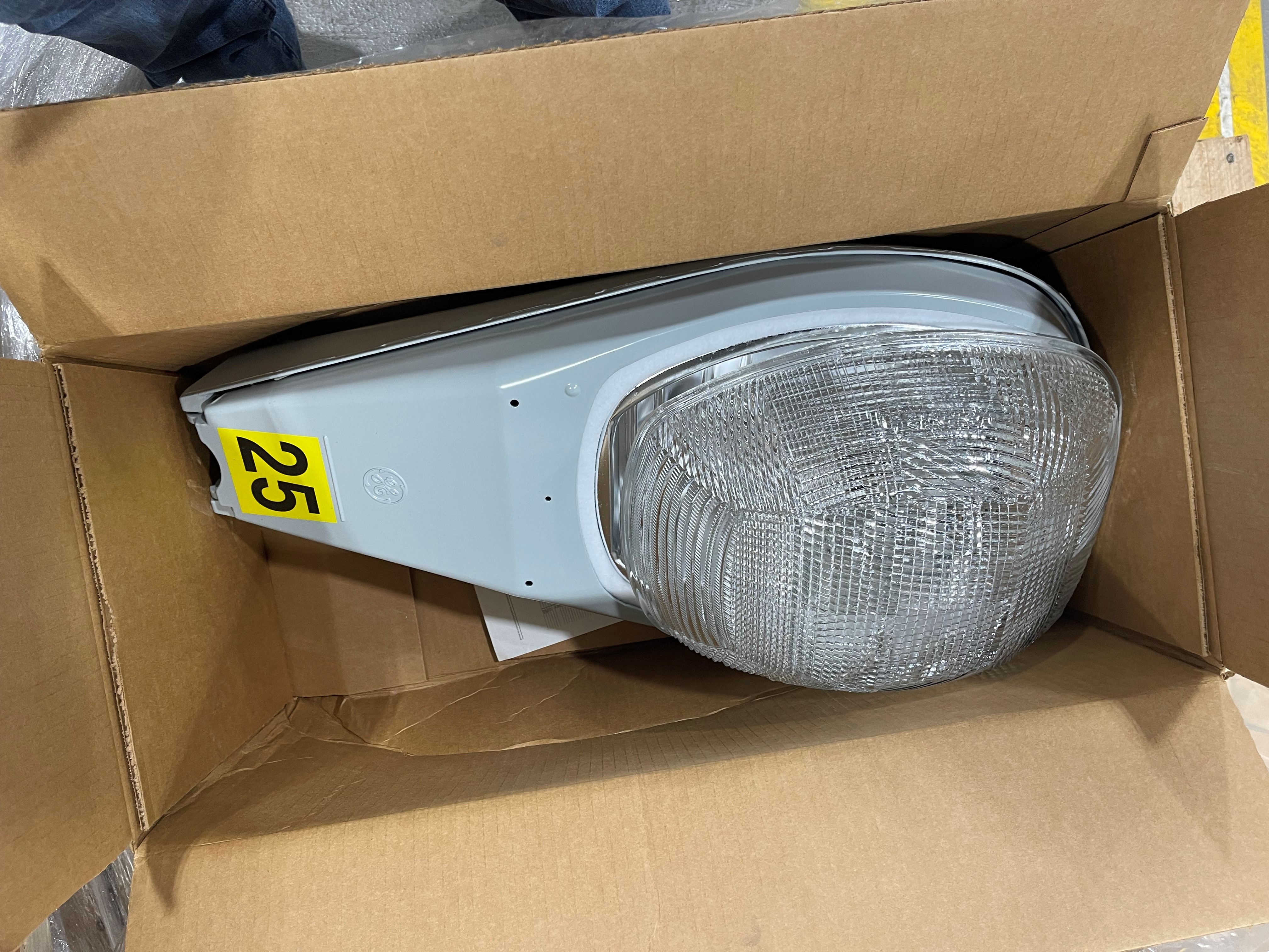LUMINAIRE, RDWY HPS IES2 GRA 250W 240V
